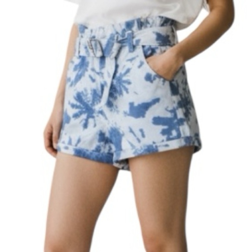 Tie-Dye Cuffed Shorts Gathered Waist Size M 7/9 Light Blue Royal Blue